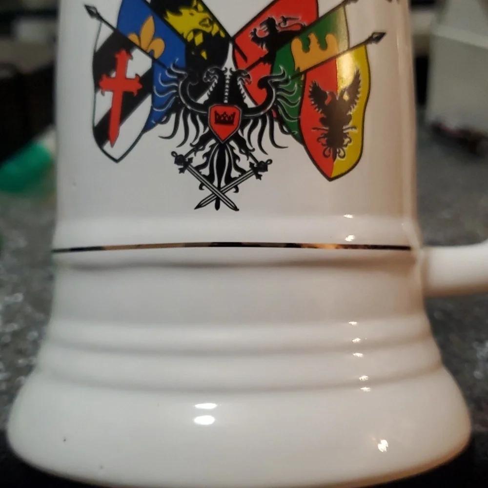 Medieval Times Beer Stein Tankard Coat Of Arms